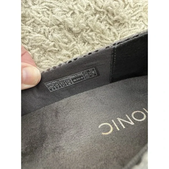 Vionic Caballo Shoes Flats Silver Snakeskin Print Leather Pointed Toe Size 9 - Picture 11 of 11